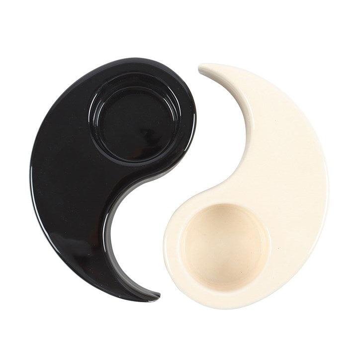 Modern yin and yang 2-piece tealight holder symbolising balance, designed to hold two standard tealight candles.